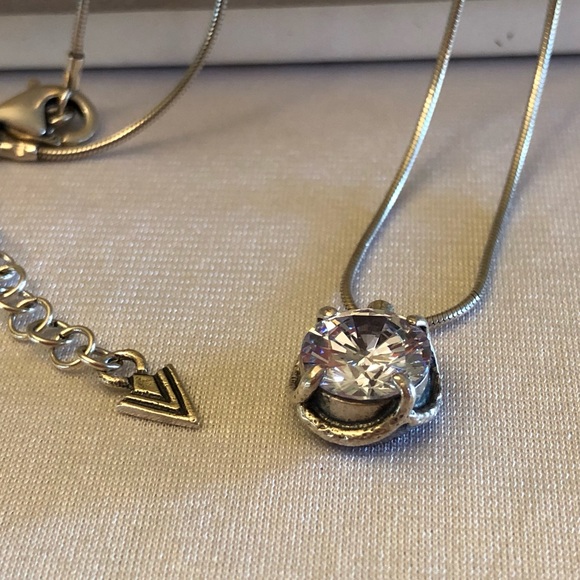 Silpada N1969 Center Stage Cubic Zirconia Necklace - Picture 3 of 13